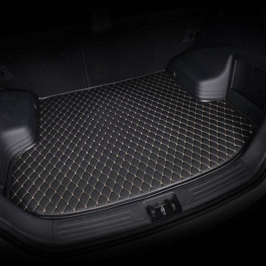 Custom car trunk mats Black & White
